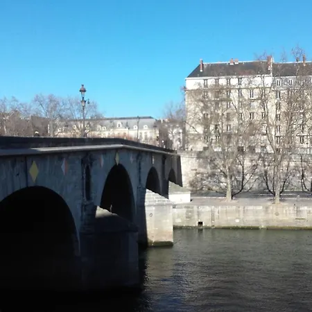 Schoener Romantischer Blick Auf Seine By Interhome Apartment