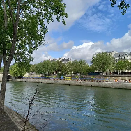 Appartamento Schoener Romantischer Blick Auf Seine By Interhome *
